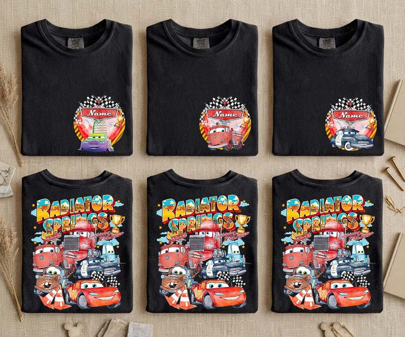 Bilar Kylarfjädrar Familjematchande T-shirts, Personligt namn Barnfödelsedagst-shirt, Blixten McQueen Vänner T-shirt bild 1