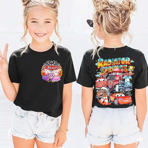Bilar Kylarfjädrar Familjematchande T-shirts, Personligt namn Barnfödelsedagst-shirt, Blixten McQueen Vänner T-shirt bild 12