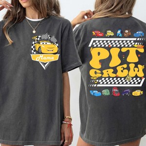 Custom Disney Cars Pit Crew shirt, McQueen Mater verjaardag T-shirt, bijpassende shirt Disneyland familie verjaardag, shirt Racing Cars Squad afbeelding 6
