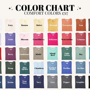 Op de afbeelding: Een kleurenkaart voor Comfort Colors 1717 t-shirts met een raster van 40 opgevouwen t-shirts in diverse tinten, waaronder wit, geel, oranje, rood, roze, groen, blauw, grijs en zwart, elk gelabeld met de specifieke kleurnaam in zwarte tekst.
