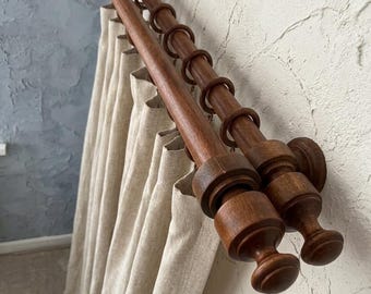 Juego de barras dobles para cortinas de madera maciza de carpe, acabado en nogal medio, herrajes rústicos para cortinas.