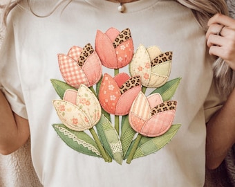 パッチワークチューリップPNG、コテージコアフラワー、ヴィンテージフローラルPNG、ファブリックフラワーデザイン、コケットコテージコア、フローラルPNG、昇華プリントダウンロード