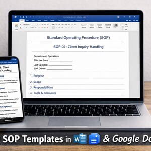 Könnte beinhalten: Ein Laptop und ein Smartphone zeigen ein Standard Operating Procedure (SOP)-Dokument. Der Laptop-Bildschirm zeigt den SOP-Titel und die Abschnitte. Das Smartphone zeigt dasselbe Dokument. Der Text unten lautet "30 SOP Templates in W & Google Docs."