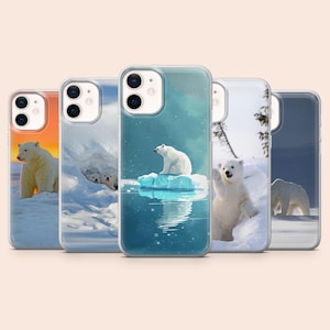 Könnte beinhalten: Fünf Handyhüllen mit Eisbären-Designs. Jede Hülle zeigt eine andere Szene, darunter ein Bär auf einem Eisberg, ein Bär im Schnee und ein Bär vor einem Sonnenuntergang. Die Hüllen sind transparent.