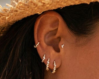 14K guld diamantörhängen, glittrande små ringörhängen med CZ för bröllop, fina brudsmycken, present till henne, minimalistiska örhängen