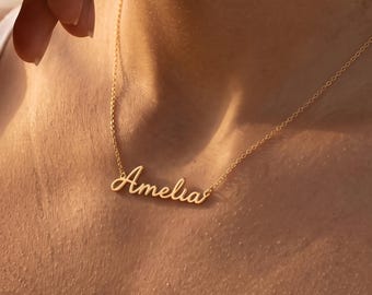 Custom-made necklace, designed by the client.