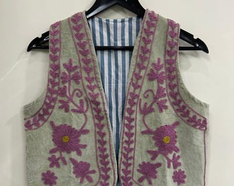 Hand bestickte Samt Weste Floral Ethnic Weste Boho Festival Luxus handgefertigt