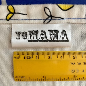 Yo MAMA Tag, gefaltetes waschbares Etikett, nähen stricken häkeln Handwerk Quilt, Geschenk mit Liebe gemacht, aufnähen Tags, Yo MAMA hat diesen Tag gemacht, du bist willkommen.