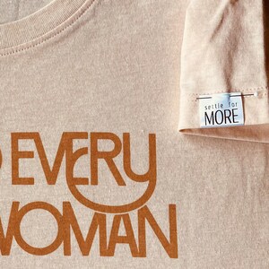 DIY-tag, op maat gemaakte genoegen nemen met M0RE-label, feministische slay sexy badass handmadeAF, sluwe zus, steunvrouwen, naai gehaakte quilt brei
