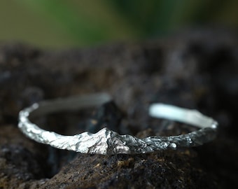 Mount Kailash Bangle 999 Fine Silver Sacred Mountain cuff spirituele sieraden handgemaakte minimalistische armband cadeau voor hem/haar