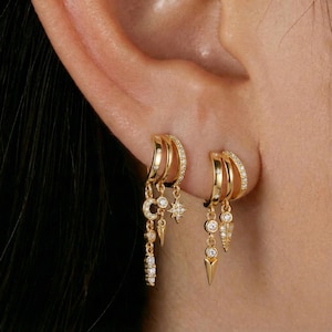 Guldfärgade Celestial Huggie Hoops, Månstjärneörhängen, Hypoallergena (E55)