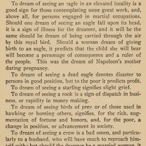 Puede incluir: Una p&aacute;gina de un libro antiguo con texto sobre el significado de los sue&ntilde;os que involucran p&aacute;jaros e insectos. El texto est&aacute; impreso en tinta negra sobre una p&aacute;gina de color crema.