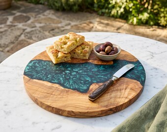 Green Resin Olive Wood Round Charcuterie Board, Handmade Serving Tray, Cheese Platter