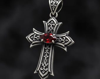 Gotycki wisiorek z krzyżem ze srebra próby 925 z czerwonym kamieniem szlachetnym | Naszyjnik chrześcijański w stylu vintage | Biżuteria religijna unisex