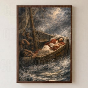 Puede incluir: Una impresión de arte mural enmarcada que representa a una persona con cabello largo y barba durmiendo en un bote de madera durante una tormenta. El bote está rodeado de olas turbulentas con crestas blancas, mientras otros reman.