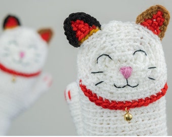 Cat (Lucky) Mittens / Gloves ~ Handmade ~ Free Shipping Worldwide
