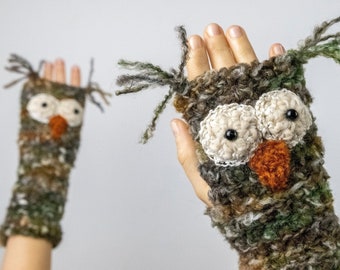 Owl Fingerless Gloves ~ Handmade ~ Free Shipping Worldwide