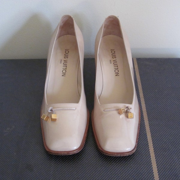 Reserved for Aly / Louis Vuitton / Louis Vuitton Shoe / Women Leather Shoes / 90 Shoe / Block Heel / Kate Middleton / Cream / Designer Shoes