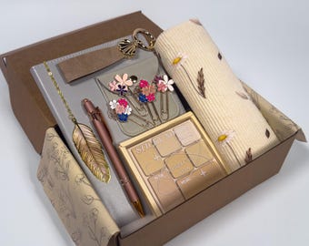 Little Desk Joy Gift Box for Her – Notebook Pen Clips Keychain | Teacher Appreciation Coworker Gift Canada