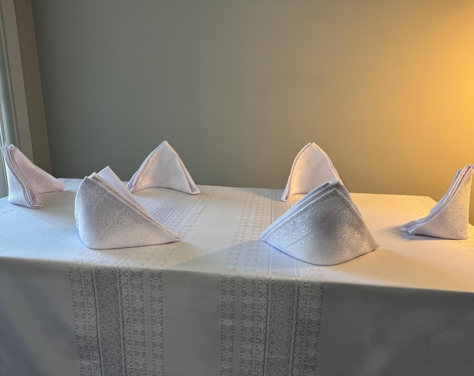 Ukrainian Festive White Tablecloth & Napkins Set