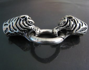 Finding - 1 Set Antique Silver Tiger Head Toggle & Clasp with Openable Ring ( Inside 8mm Diameter )