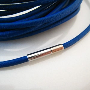 2 Yards of 2mm Sapphire Blue Genuine Round Leather Cord image 3