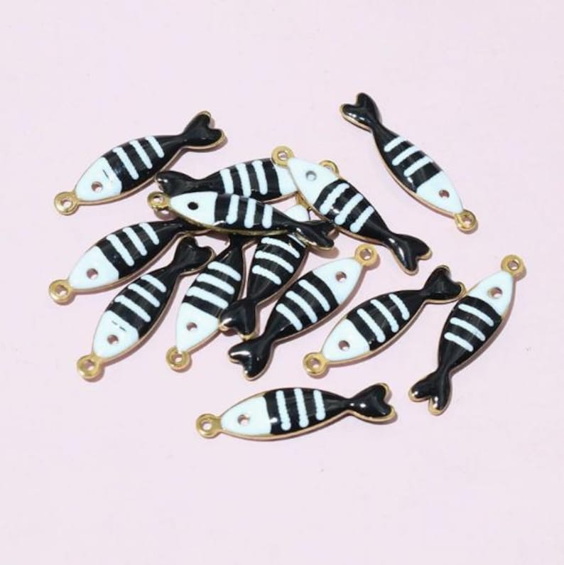 Stainless steel material--high quality 20pcs 18x5mm enamel FISH charms findings--15 colors for your choose 11