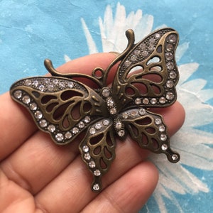 2pcs 63x17mm antiqued Bronze Filigree large butterfly pendant charms findings--white crystal included