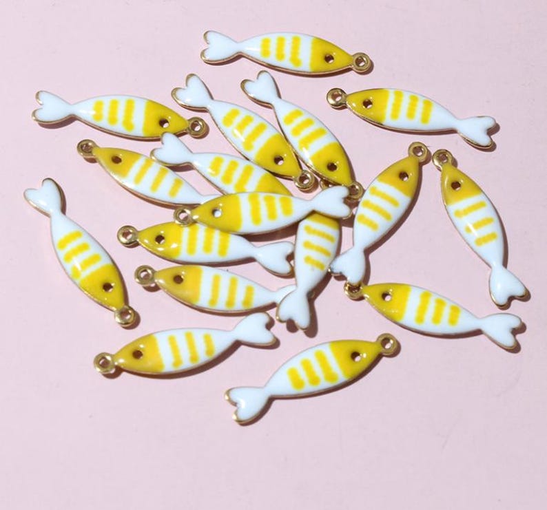 Stainless steel material--high quality 20pcs 18x5mm enamel FISH charms findings--15 colors for your choose 4