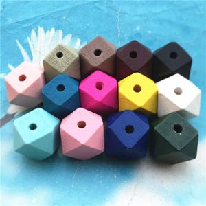 20 Stück 20mm farbige Facetten Holzperlen