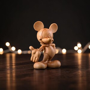Disney-present till Disney-älskare Dekorativ samlarobjekt, Musse och Mimmi Pigg träfigurer bild 3