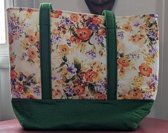 Garden Green Convenient Tote Bag