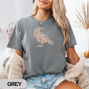 Floral Crow T-Shirt, Whimsical Botanical Bird Tee, Nature Lover Apparel, Garden Wildflower Shirt, Cottagecore Bird Gift
Floral Crow