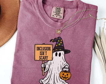 Camiseta de Halloween con diseño de fantasmas "La inclusión no da miedo", camiseta para profesores de educación especial, regalo para profesores de educación especial, colores cómodos para profesores en Halloween con temática de concienciación sobre el autismo.