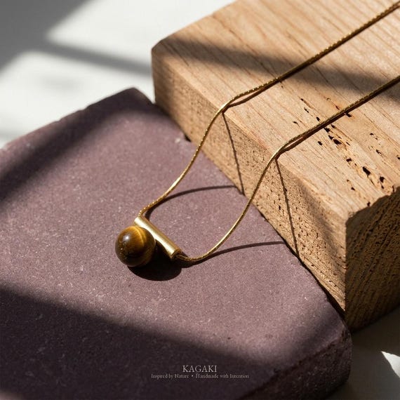 Dot – 点 | Tiger Eye Minimalist Gold Bar Necklace Tiger Eye Bar Necklace, Dainty Minimalist Gemstone Jewelry, Gold Tone Chain