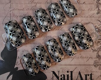 Vintage Black & White/Gold Floral Press On Nails |Shabby Chic Hand Painted Faux Nails | Goth Glam Glue On Nails | Custom Reusable Fake Nails