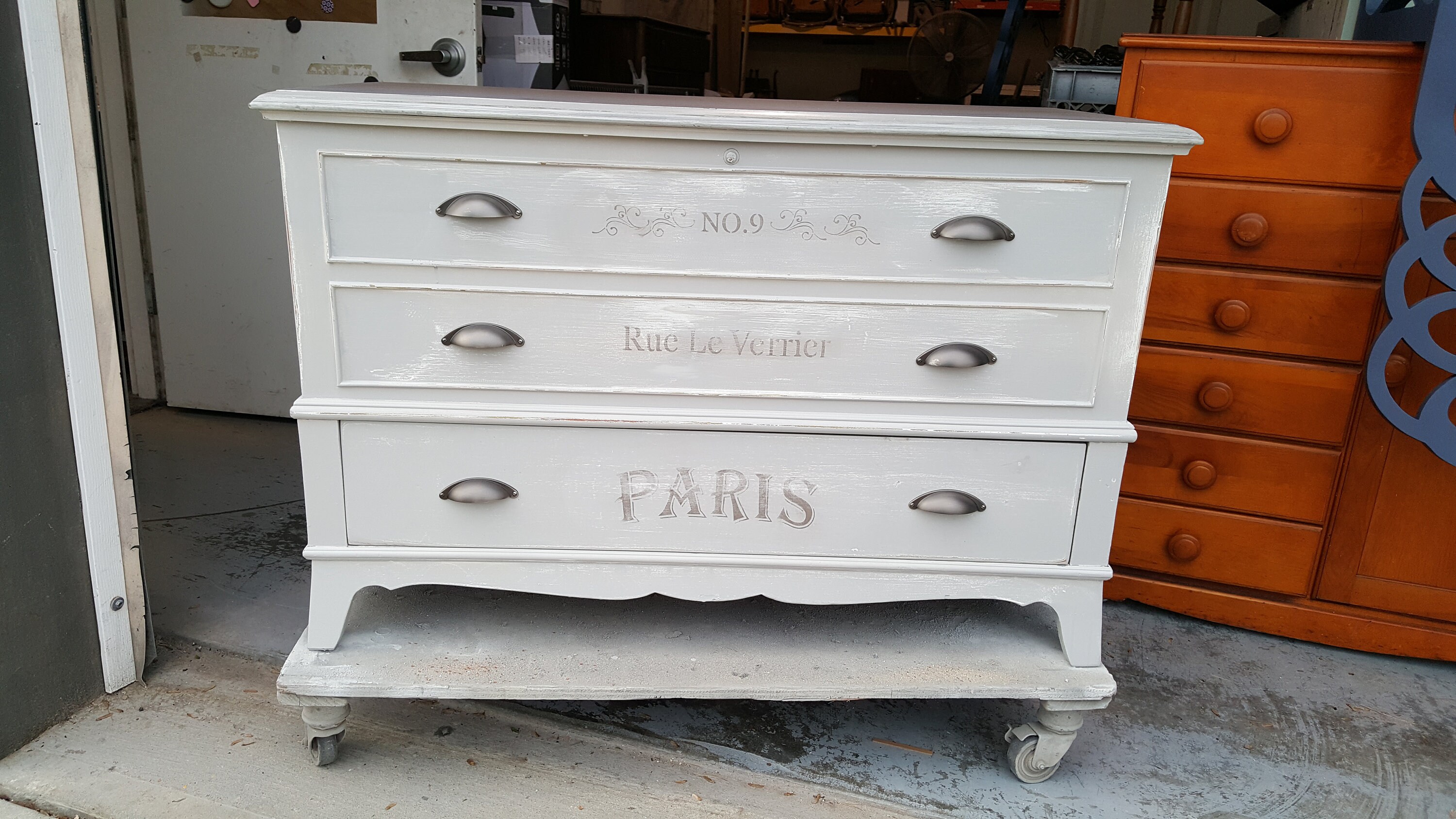 Vintage Trunk Cedar Chest Pick Up Only French Lettering Writing