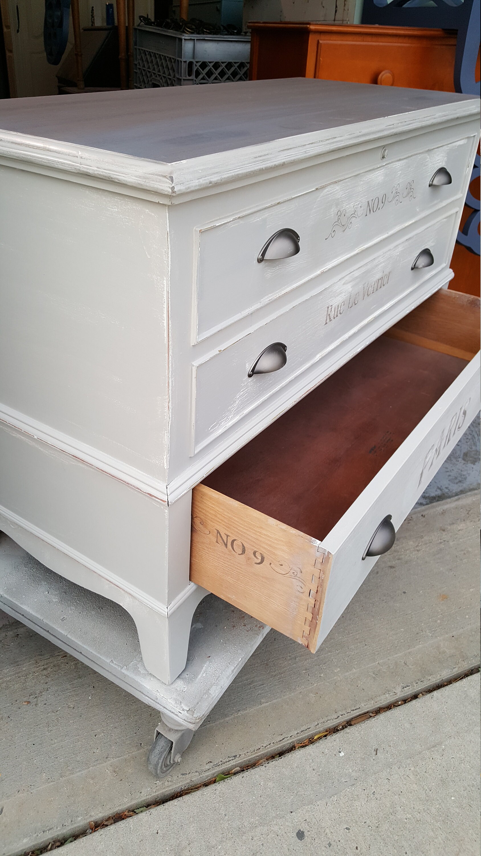 Vintage Trunk Cedar Chest Pick Up Only French Lettering Writing