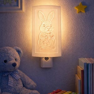 Luz nocturna de conejo de Pascua con sensor automático, decoración para habitación infantil