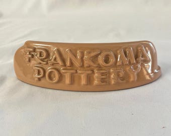 Insegna vintage da rivenditore di ceramiche Frankoma (difficile da trovare) - Ada Clay