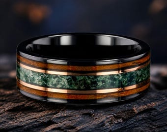 Zwarte wolfraamring, mosagaat, whiskyvat, houtinlegwerk, herentrouwring (8 mm)