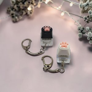 Adorable Cat Claw Keychain - Fidget Decompression Toy, Keycap Tester, Bag Charm Gift
