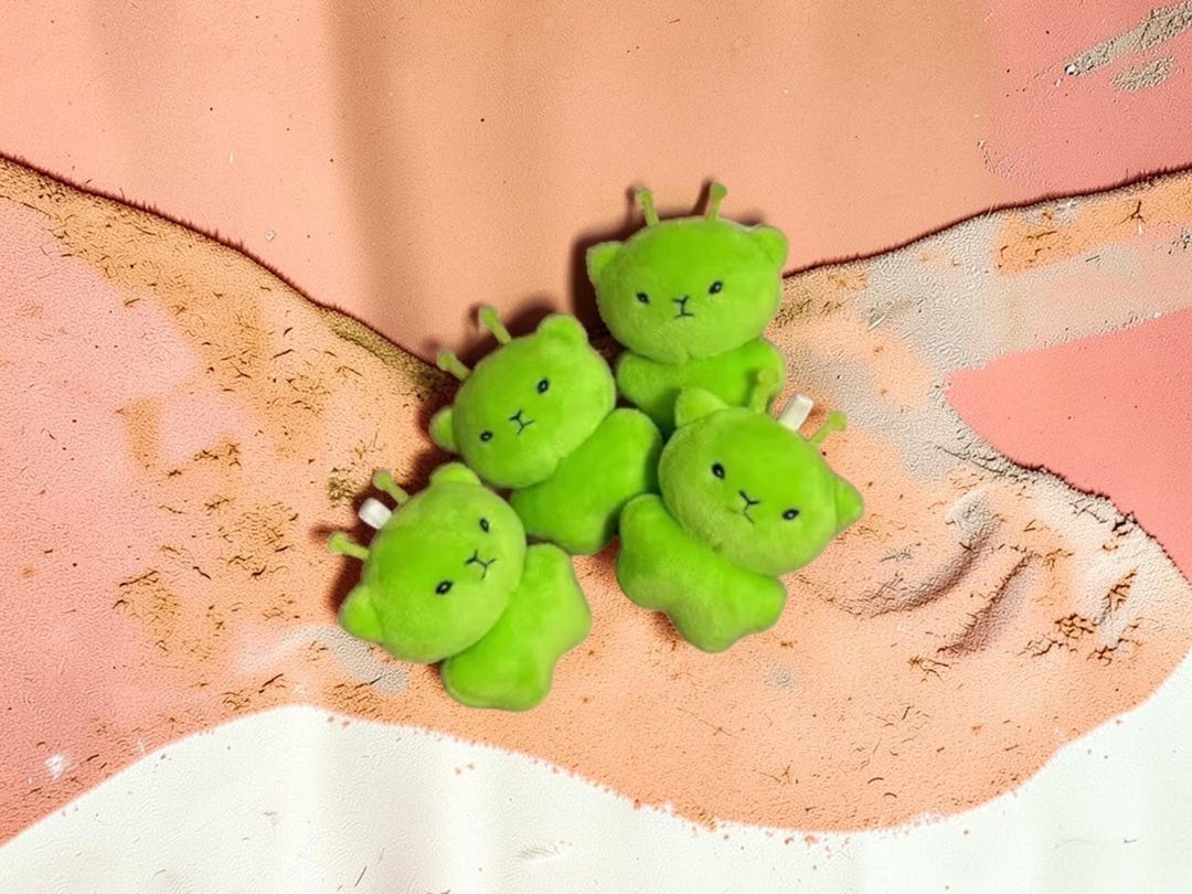 Alien Cat Keychain | Green Space Cat Bag Charm | Soft Plush Toy - Etsy