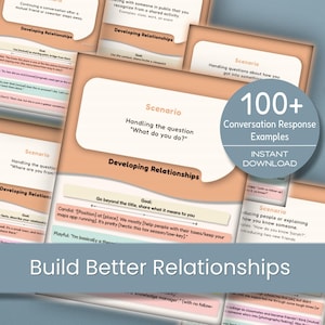 Könnte beinhalten: Eine Sammlung gedruckter Karten mit Gesprächsszenarien und Antwortbeispielen zur Beziehungsentwicklung. Die Karten enthalten Texte wie "Handling the question 'What do you do?'" und "100+ Conversation Response Examples."