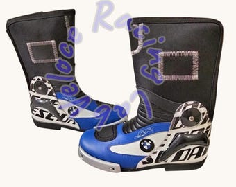 Botas de competición BMW Motorrad – Equipamiento de motociclismo en piel azul y negra – Calzado deportivo para moto
