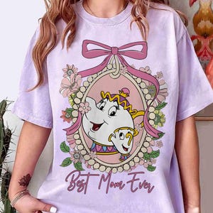 Camiseta vintage de la Sra. Potts y Chip, la mejor mamá del mundo, lazo coqueto png, La Bella y la Bestia, camiseta de tetera y taza de Disney, regalo del Día de la Madre png