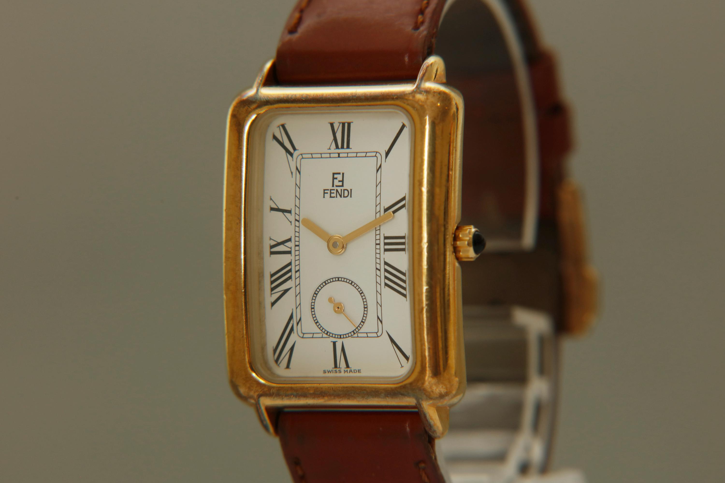 FENDI ヴィンテージ レディース腕時計 SWISS MADE Vintage fendi watch - Etsy 日本