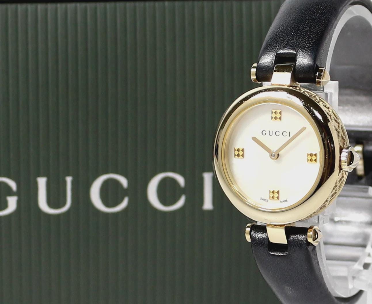 Vintage GUCCI Diamantissima 141.5 White Shell Dial GP Quartz  display picture 3