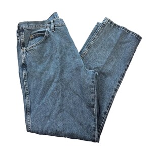 Wrangler Jeans Mens 36x31 Blue Hero Authentic Straight Leg Denim Everyday Casual imagem 1