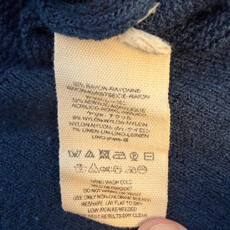 Suéter Free People para mujer, talla pequeña, azul, con cuello en V, estilo túnica y mangas acampanadas. imagen 3